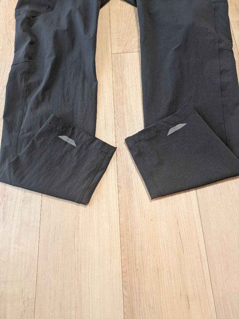 美品　モンベル　ペダリングパンツ　ライト　黒　L