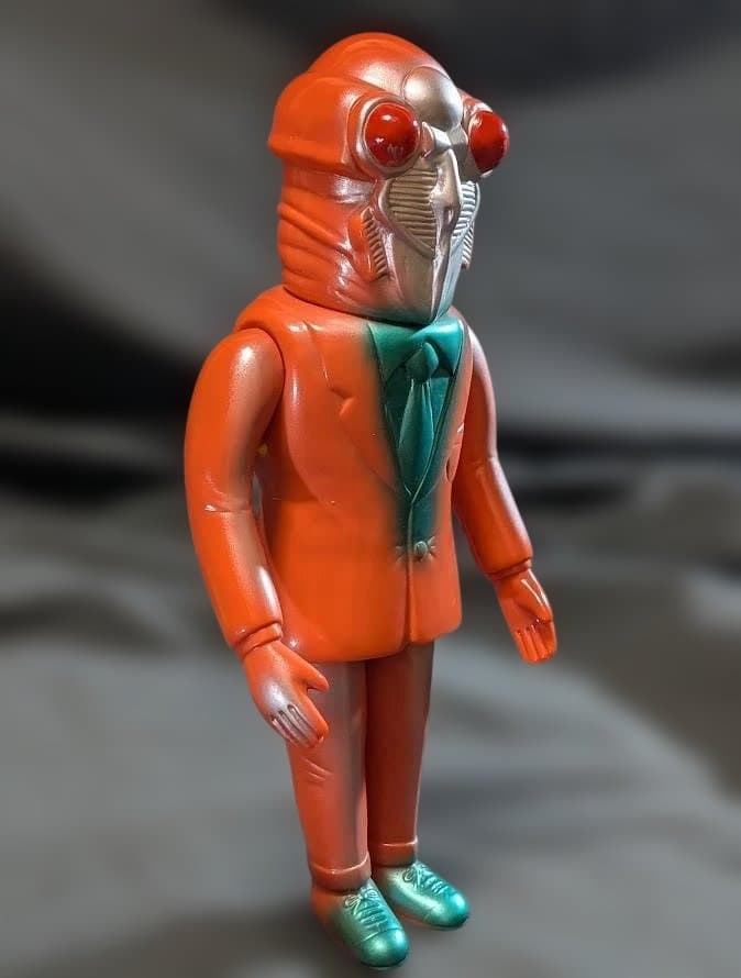 セミ人間「ウルトラＱ」登場遊星人（Ｍ１号）ソフビフィギュア