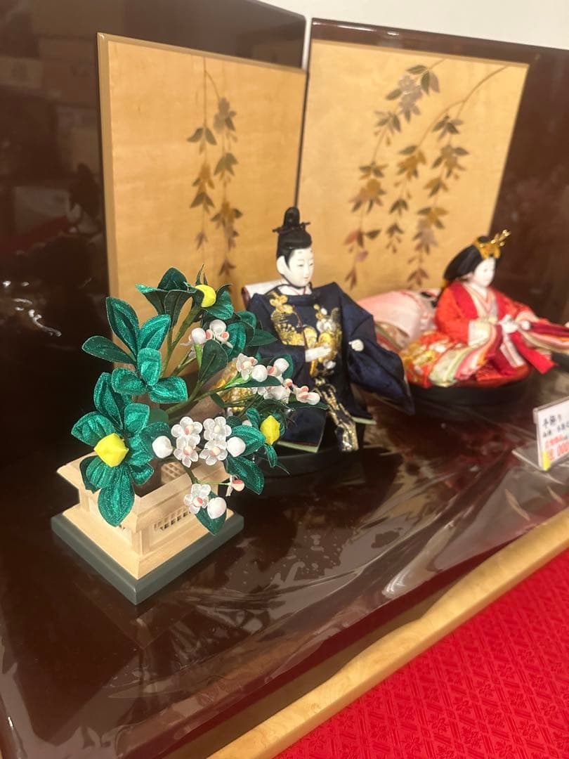 雛人形 親王飾り 平飾り 西陣織 金屏風 木製台座 新品未使用