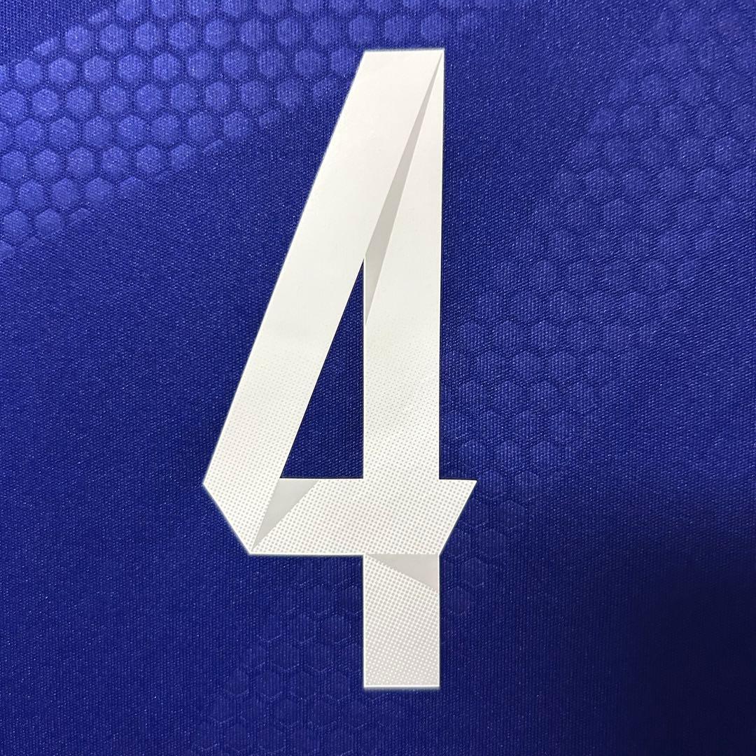 【レア・美品】サッカー日本代表　2014-2015ユニフォーム(4 本田 圭佑)