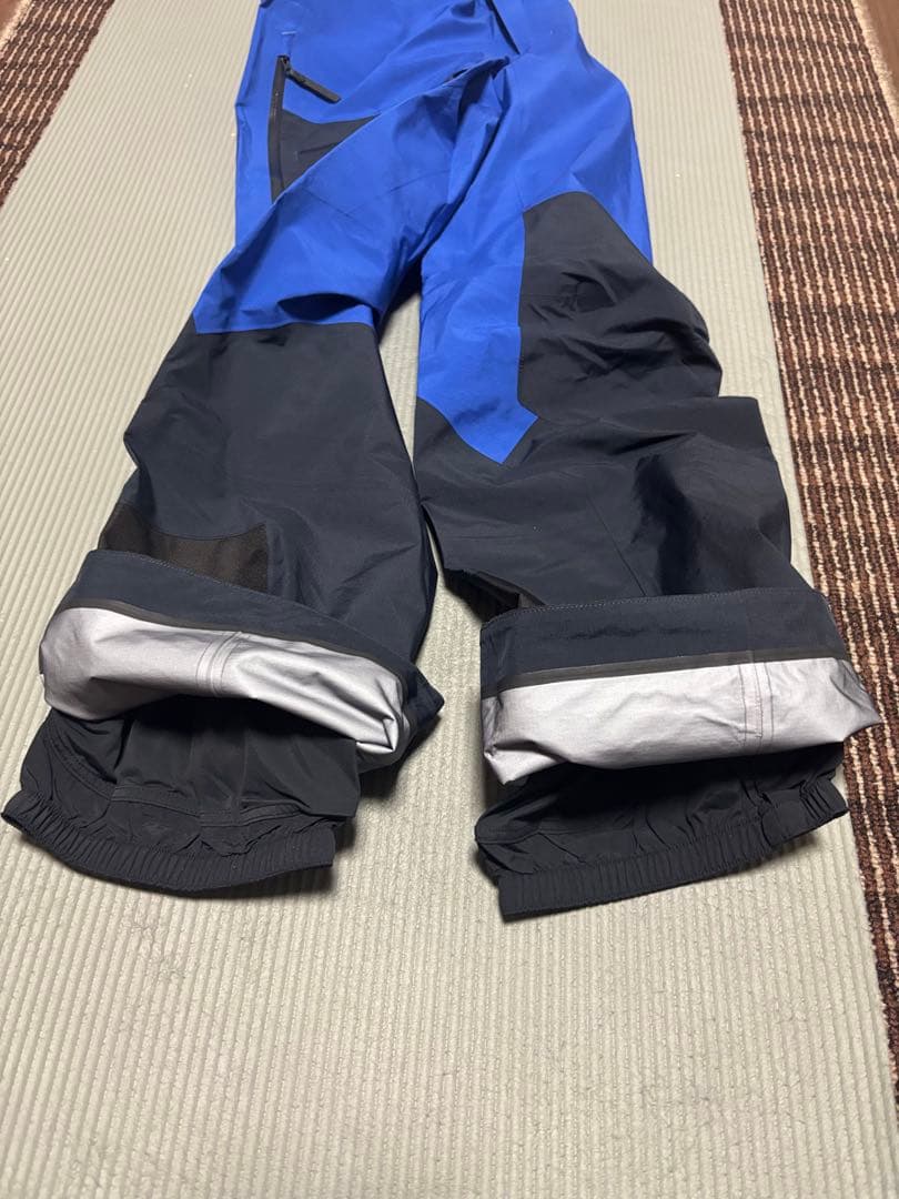 ピークパフォーマンス　GORE-TEX 上下セット　レディース