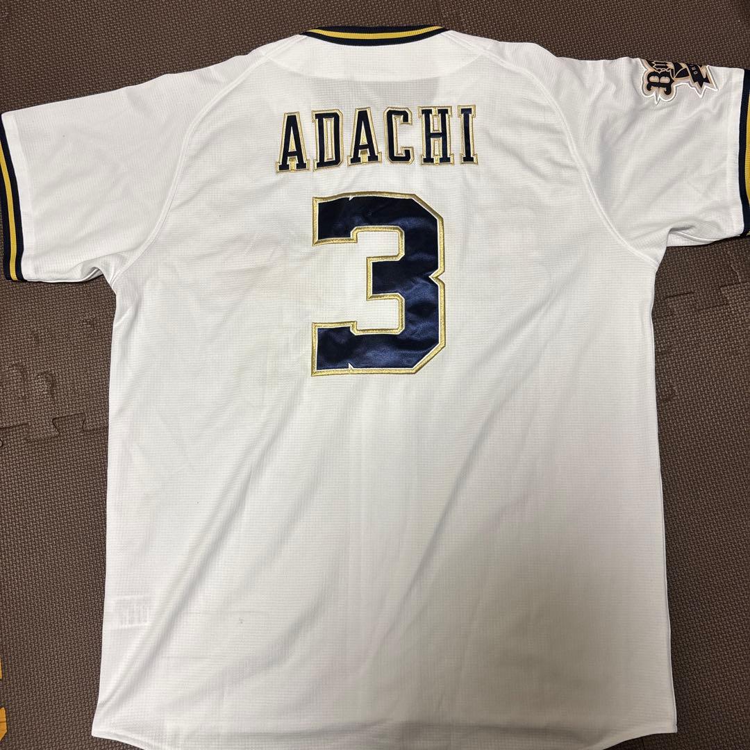 オリックス・バファローズ　ユニフォーム　安達了一