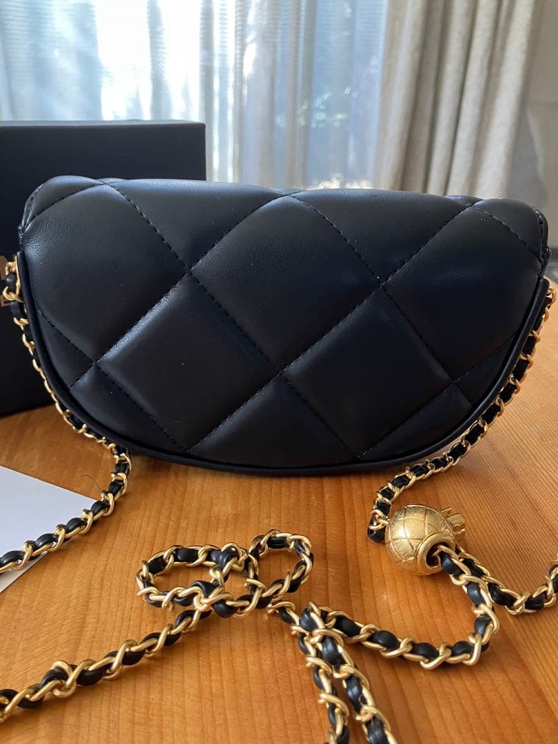 【非売品】！新作！ CHANEL ブラック キルティングショルダーバッグ