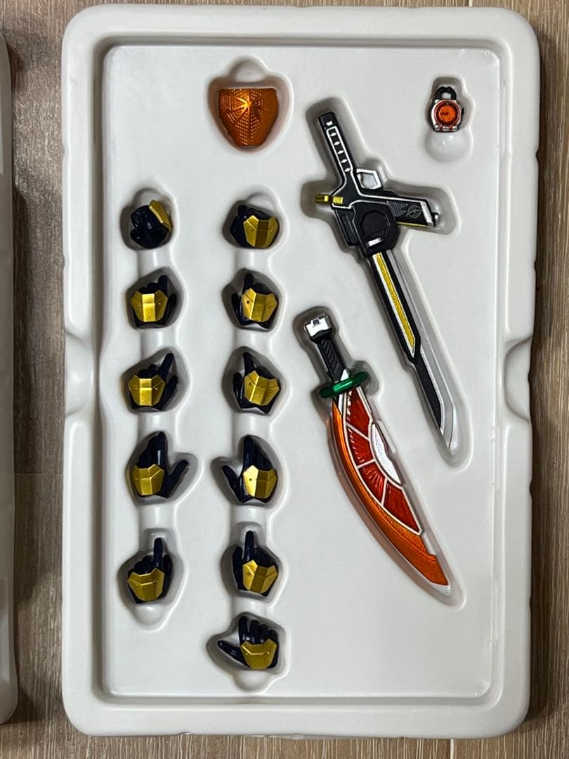 真骨彫　鎧武　オレンジアームズ