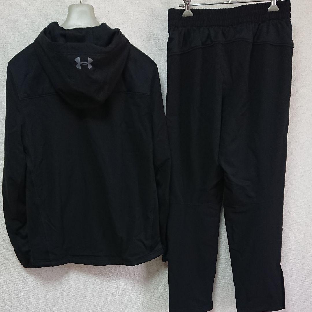 【美品】UNDER ARMOR  H.E.A.T  STORM  ウェア