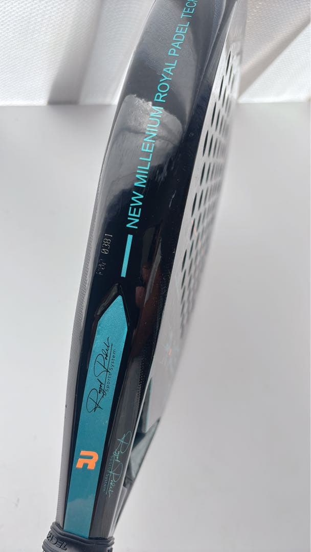 新古品　パデルラケット　 Padel