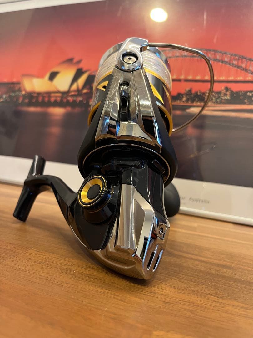 SHIMANO SW18000HG スピニングリール