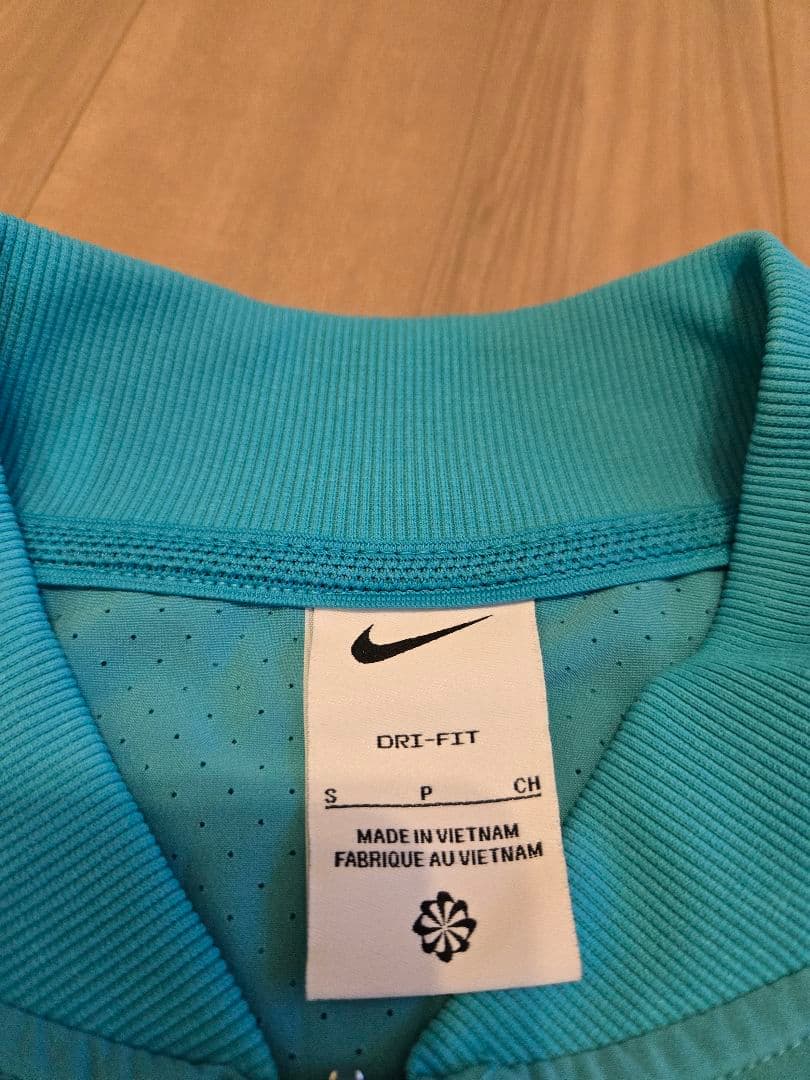 ナイキ Rafa ヴェイパーニット ナダル全仏オープンモデル