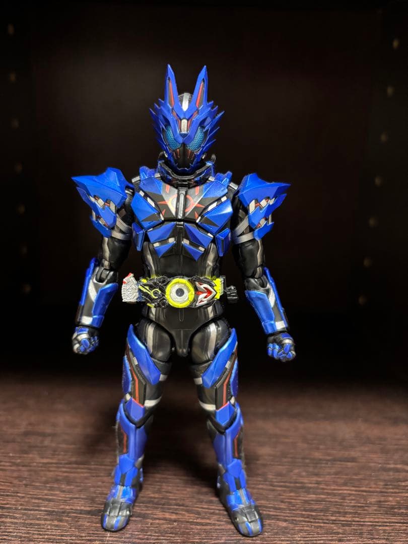 SHフィギュアーツ　仮面ライダーバルカン　ローンウルフ