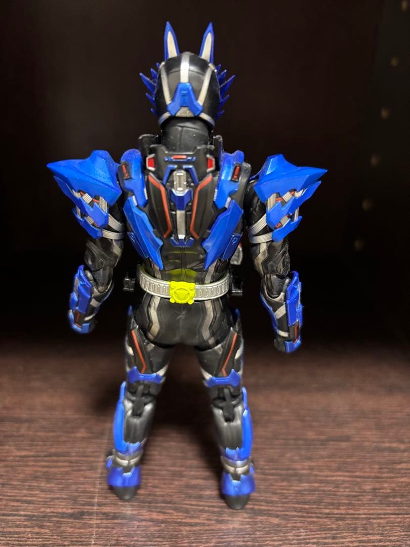 SHフィギュアーツ　仮面ライダーバルカン　ローンウルフ