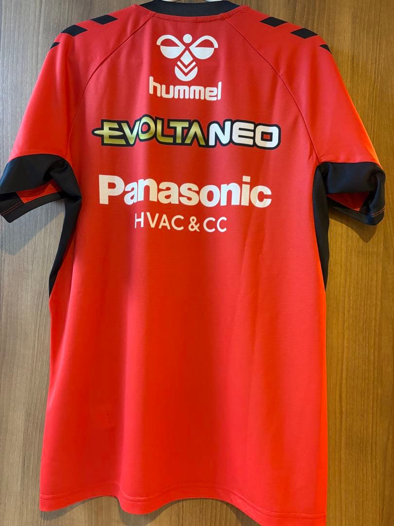 ガンバ大阪 2026 PROプラクティスシャツ（GK） hummel
