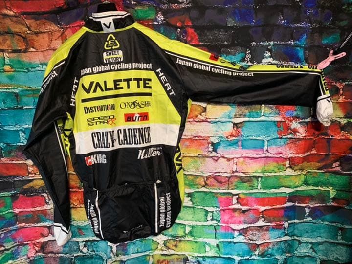 VALETTE A-LINE ウインドブレーカー　ポケッタブル　XLサイズ