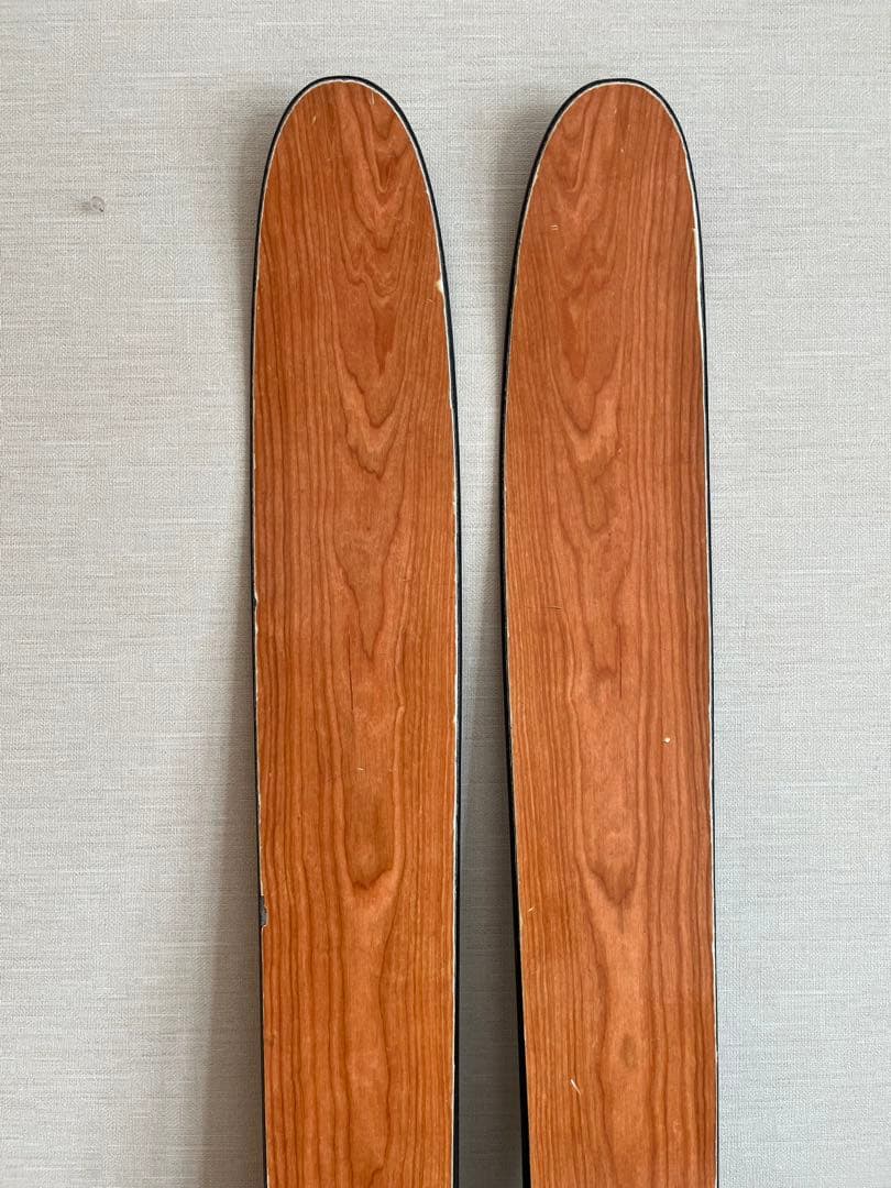 スキー板　PRAXIS 183cm