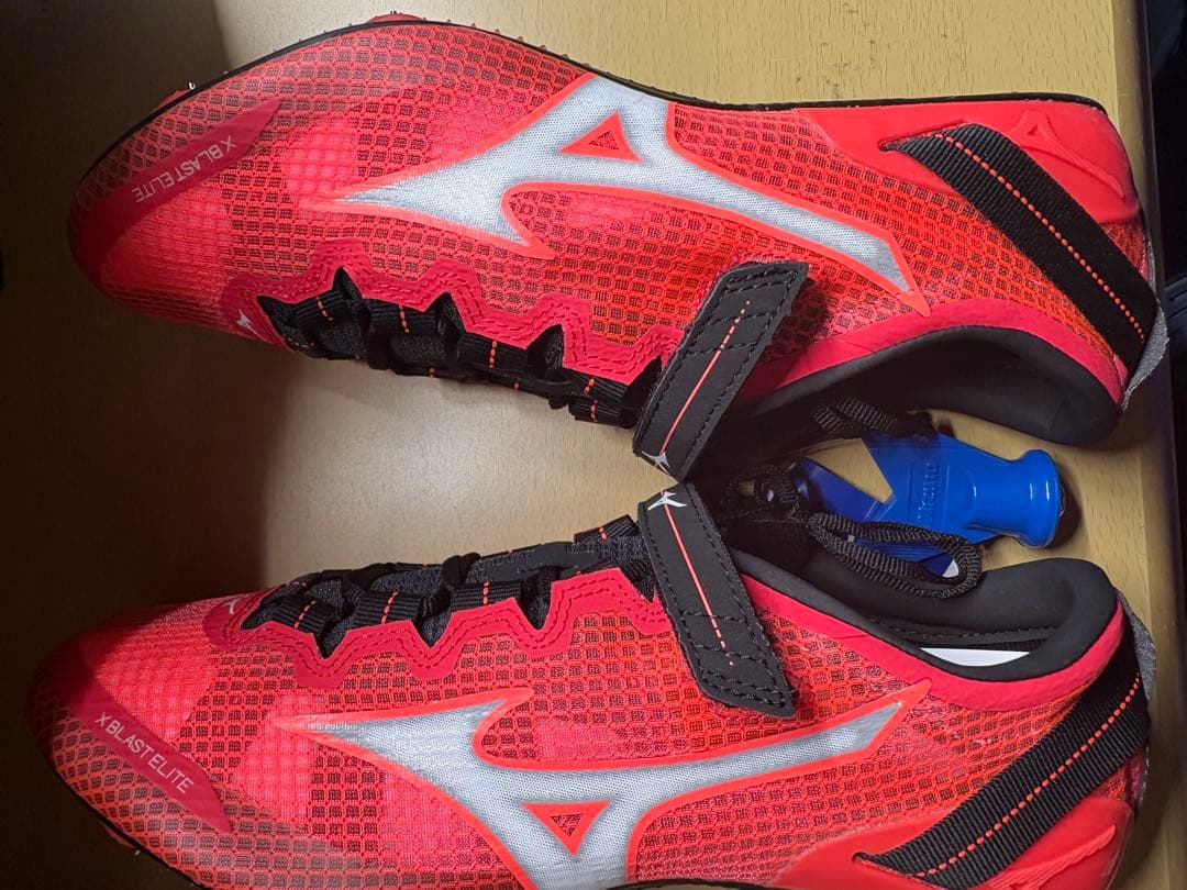 Mizuno X Blast Elite 3、27.5cm赤色、ピン回し付き