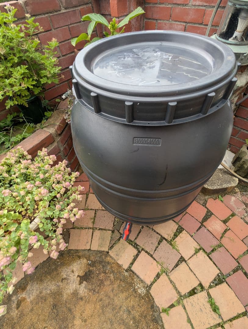 雨水タンク150Lコック付き、送料込み