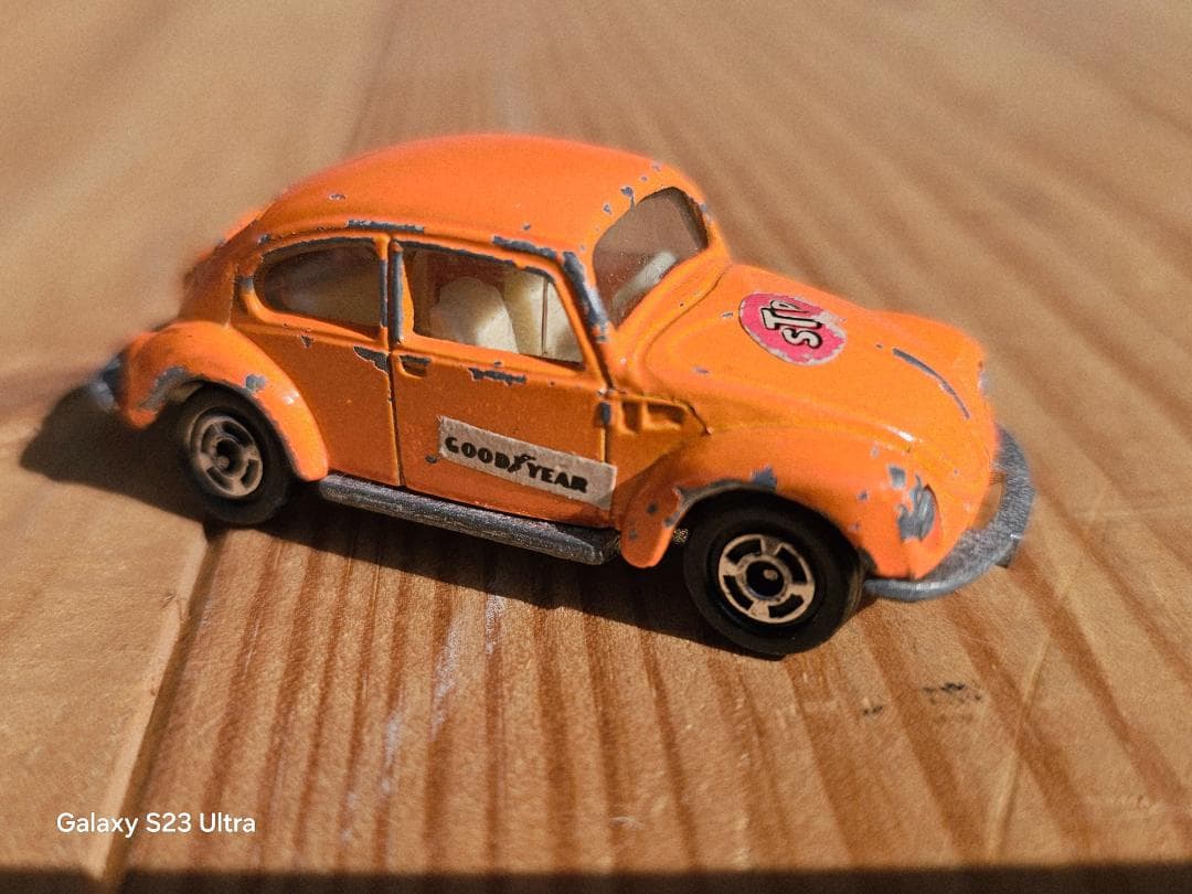 ビートル Tomica　1/60 ミニカーセット 多色 8台