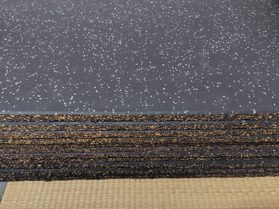 新品未使用 プロ仕様ジムマット100×100cm厚さ2cm 7枚 バラ売り可能