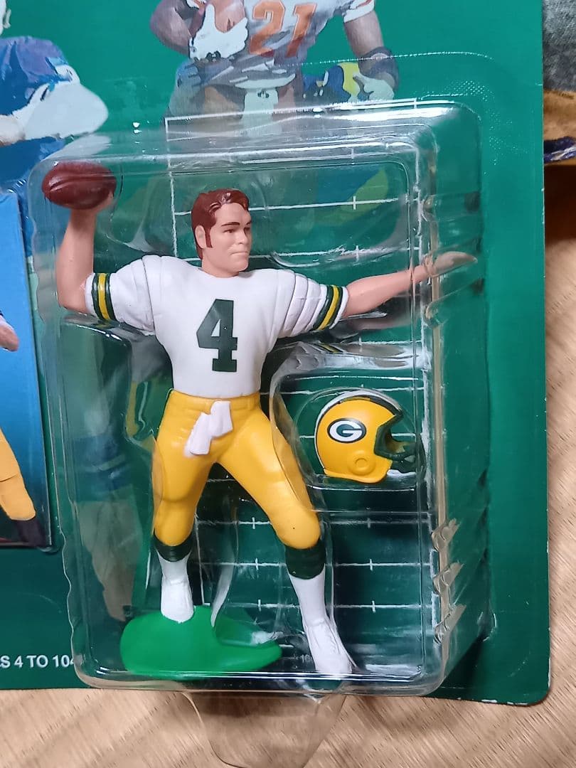 NFL　ブレットファーブ　２セット　未開封　希少　QB　レジェンド　グリーンベイ