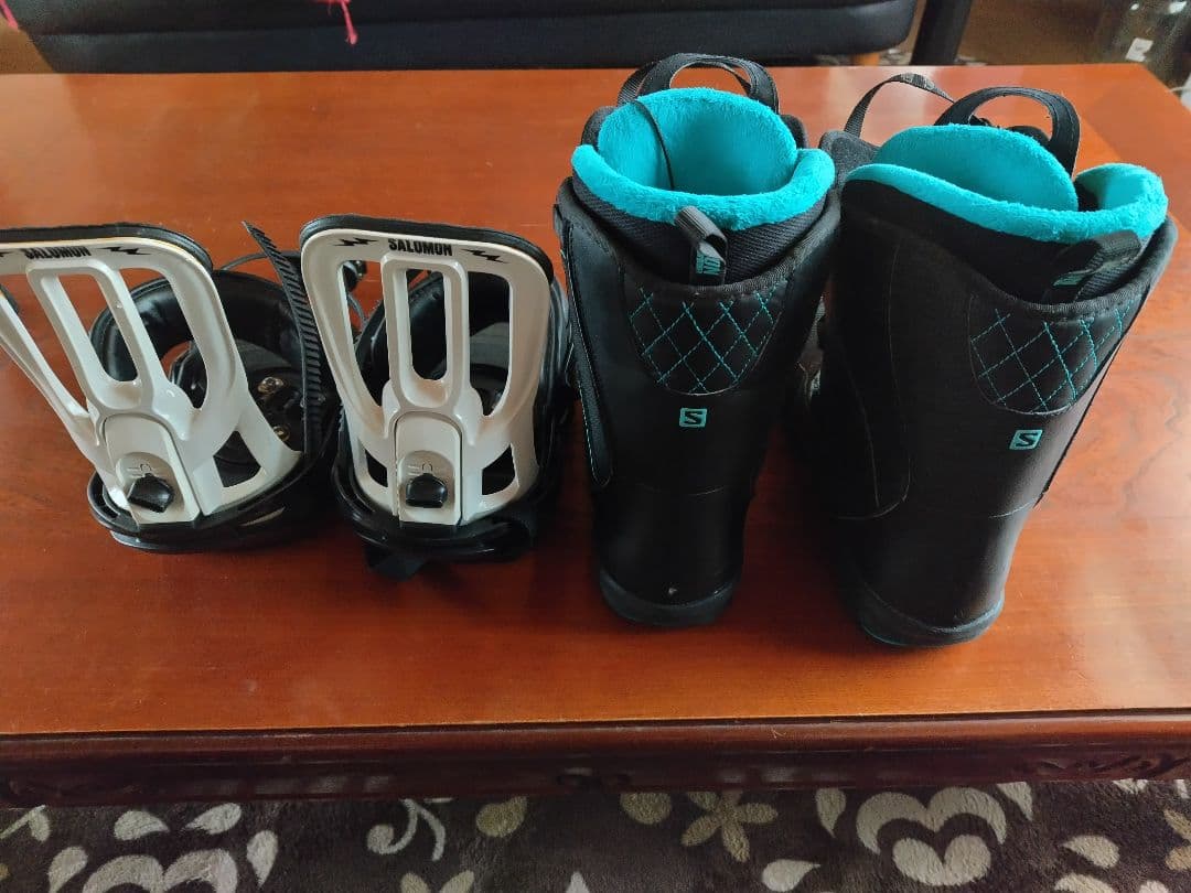 Salomon スノーボードブーツとバインディングセット