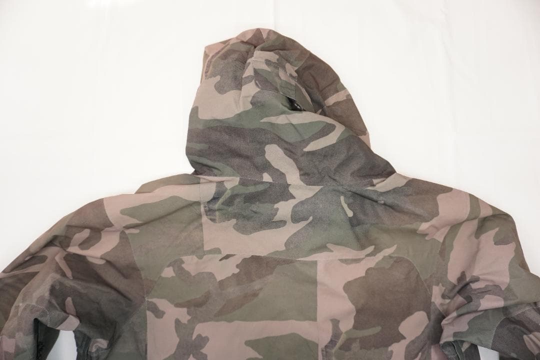 BURTON ak Cyclic Jacket 2L Sサイズ