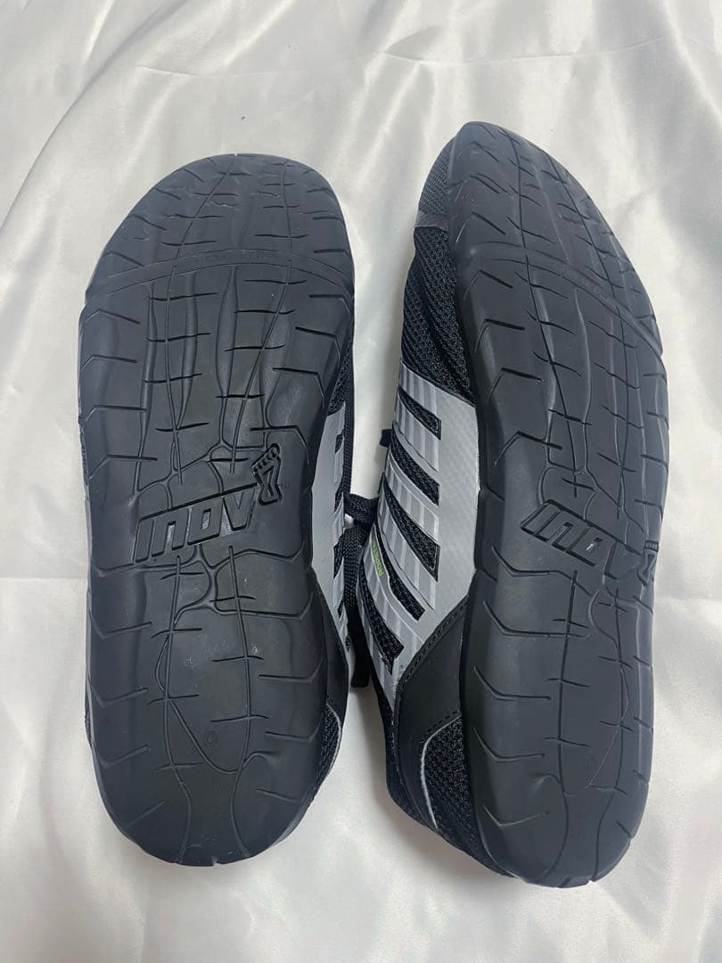 inov8 イノヴェイト　bare xf 210 28センチ　トレーニング