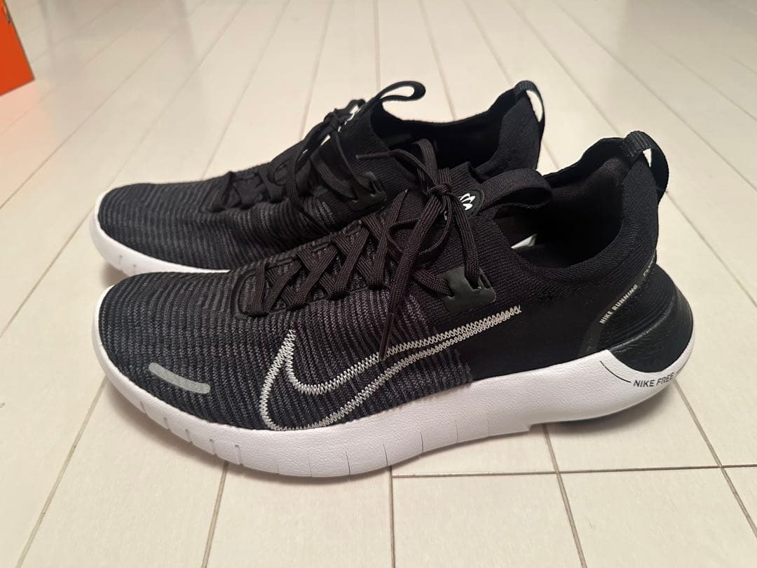 NIKE フリーラン　NN 27.5