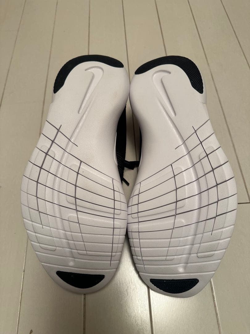 NIKE フリーラン　NN 27.5