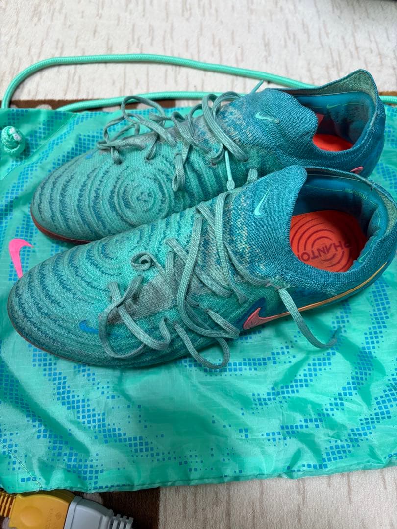 Nike サッカーシューズ 青 収納袋付き
