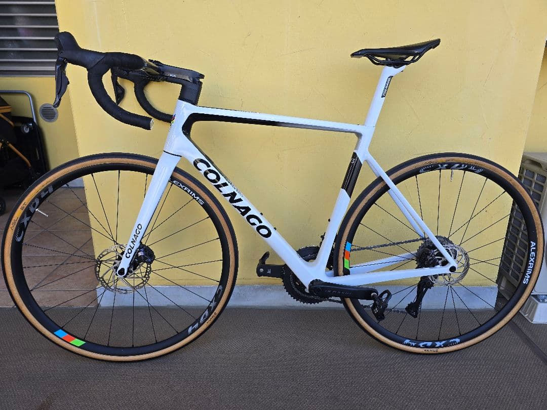 COLNAGO コルナゴ V3 ULTEGRA Di2 2023モデル 520S