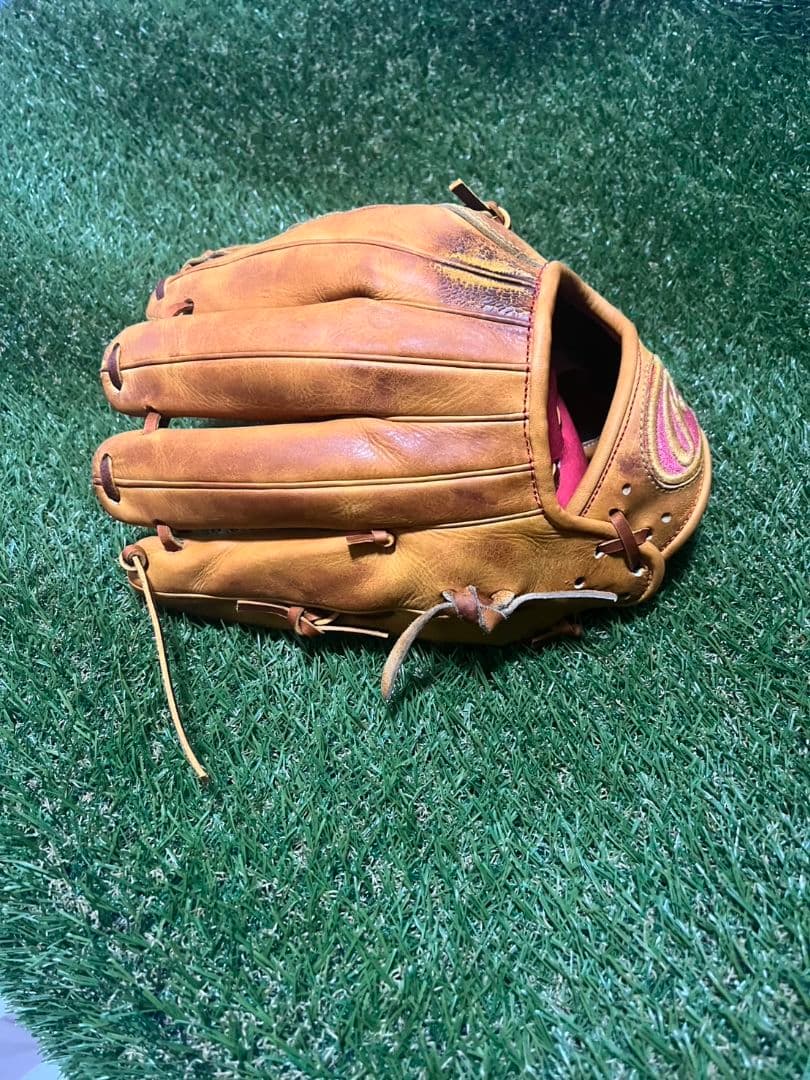 ローリングス　硬式内野用グローブ