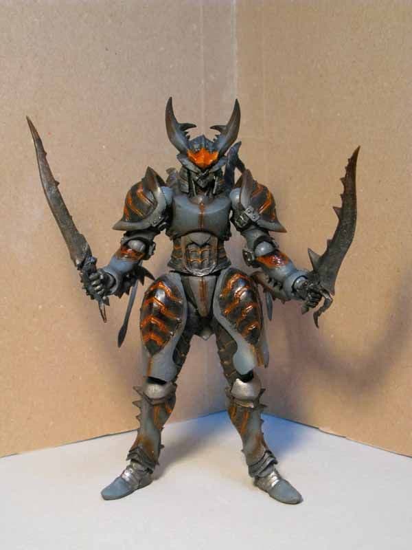 鉄虎竜 モンスターハンター ロワーガ装備 可動ガレージキット 双曲剣ロワーガ