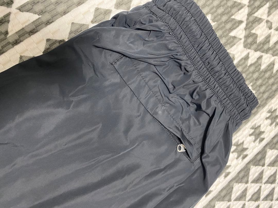 新品　ナイキ　メンズ　パンツ　ウィンドブレーカー　裏メッシュ　ブラックM
