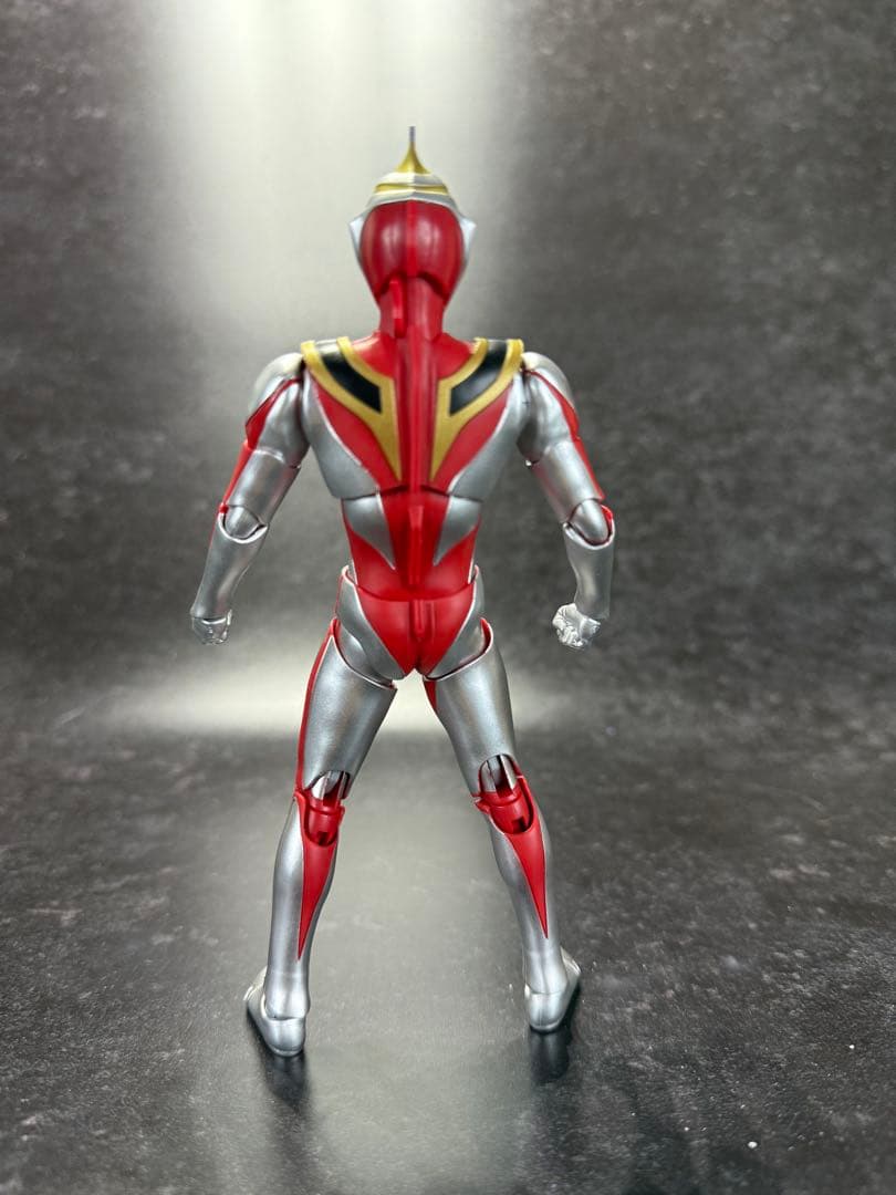 shフィギュアーツ　ウルトラマンティガ、ダイナ、ガイアセット　TDG真骨頂