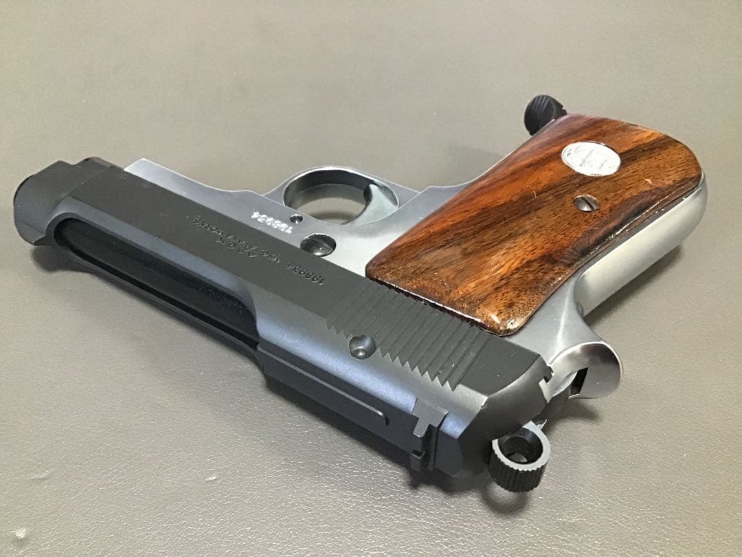 タナカワークス ベレッタ M1934 ハーフシルバー