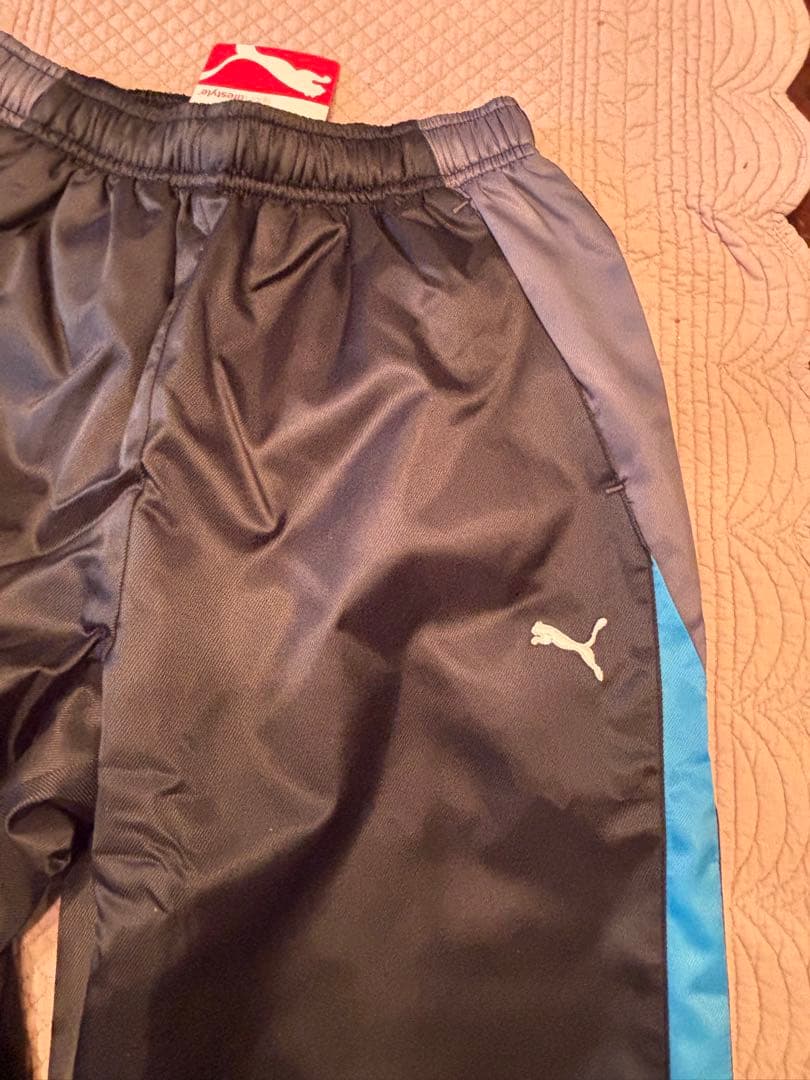 PUMA ウインドブレーカー　140㎝