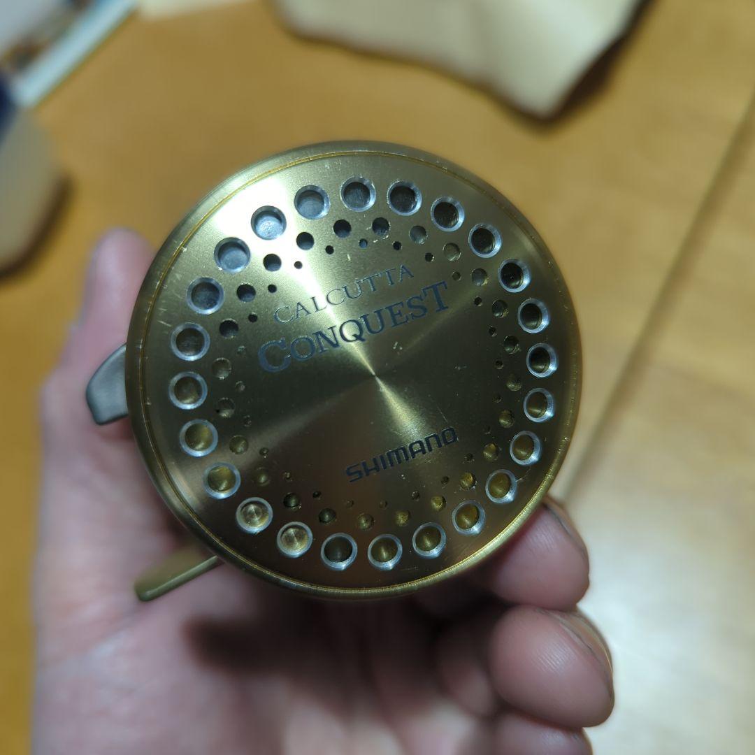 SHIMANO CALCUTTA CONQUEST ベイトリール