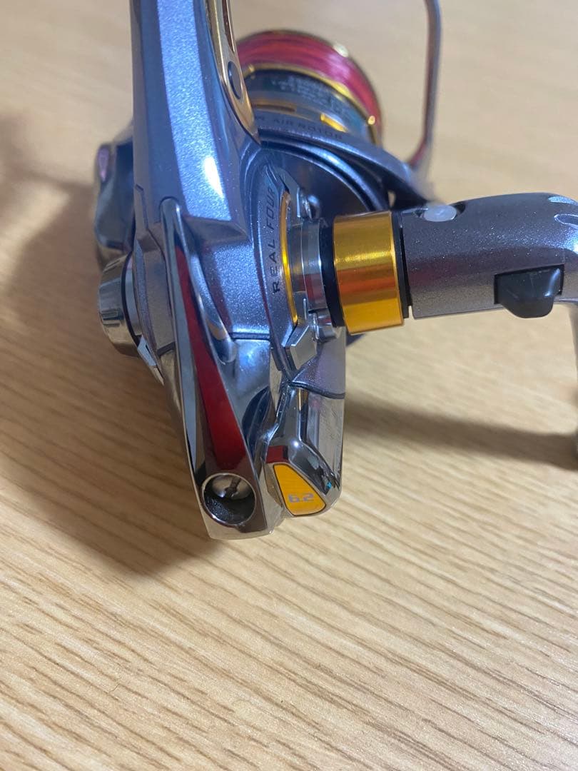 ダイワ 12トーナメントISO Z 2500HLBD