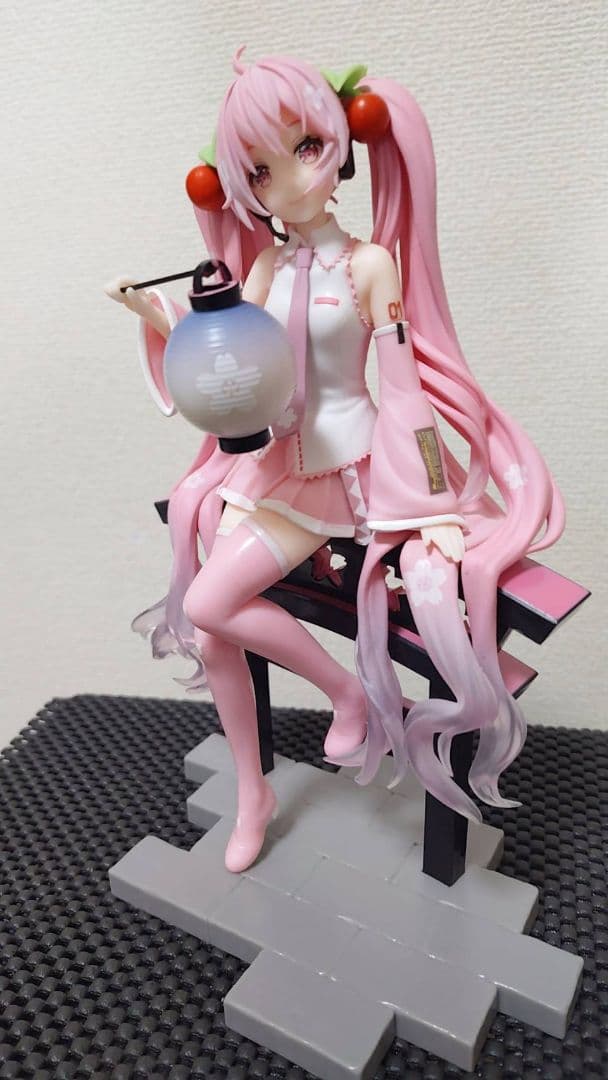 桜ミク　フィギュア 2体セット