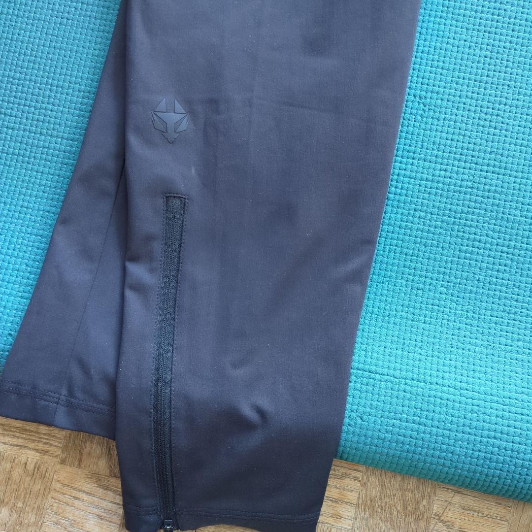 asics ウィンドブレーカー ブラック　上下セット Lサイズ[美品]