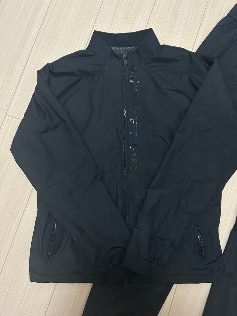 【美品】SY32 ゴルフ セットアップ 上下L 黒 定価52,000円