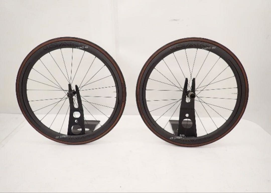 【美品・高級タイヤ付】ICAN AERO 40 カーボンホイールセット