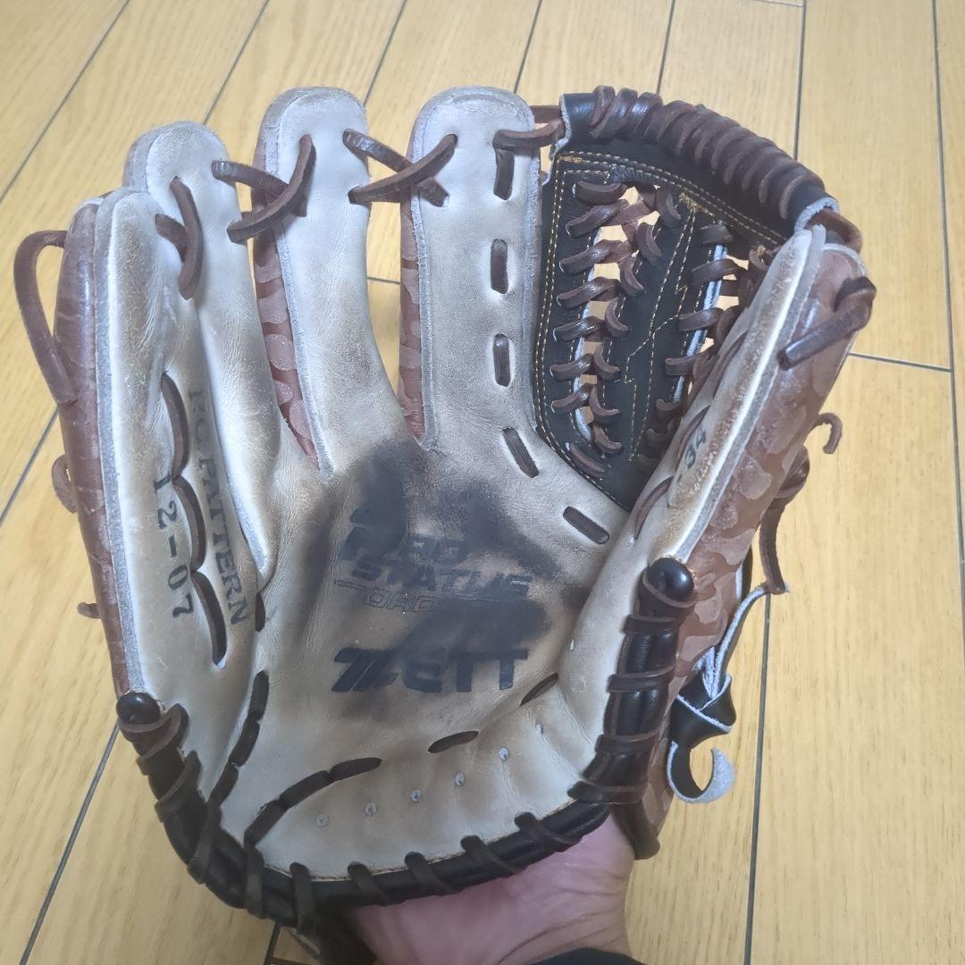 即購入可　北海道日本ハムファイターズ　吉川光夫選手　実使用グローブ