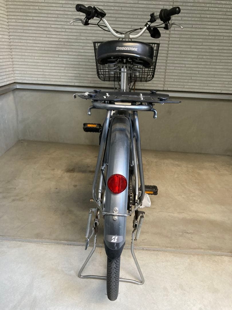 ブリヂストン アシスタ 24インチ バッテリー充電器付属(鍵2本)電動自転車