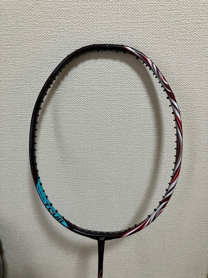 アストロクス100 ツアー バドミントンラケット