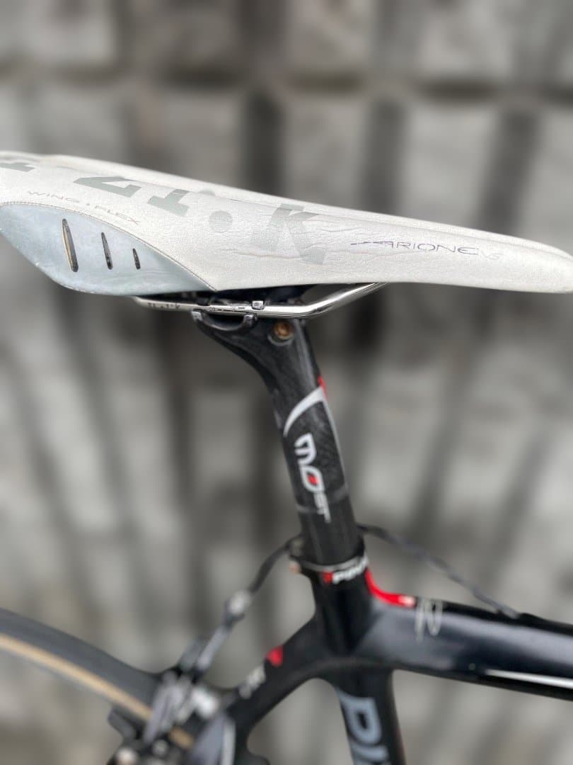Pinarello Paris ロードバイク カーボンフレーム カンパニョーロ