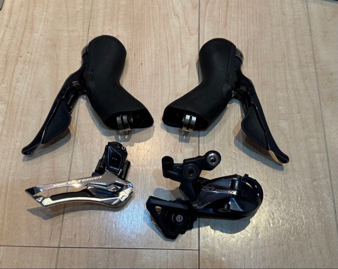 限定セール　美品　シマノ アルテグラR8000 11速3点セット