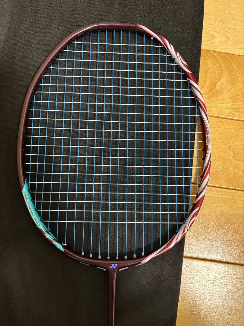 美品 YONEX ASTROX 100 ZZ バドミントンラケット