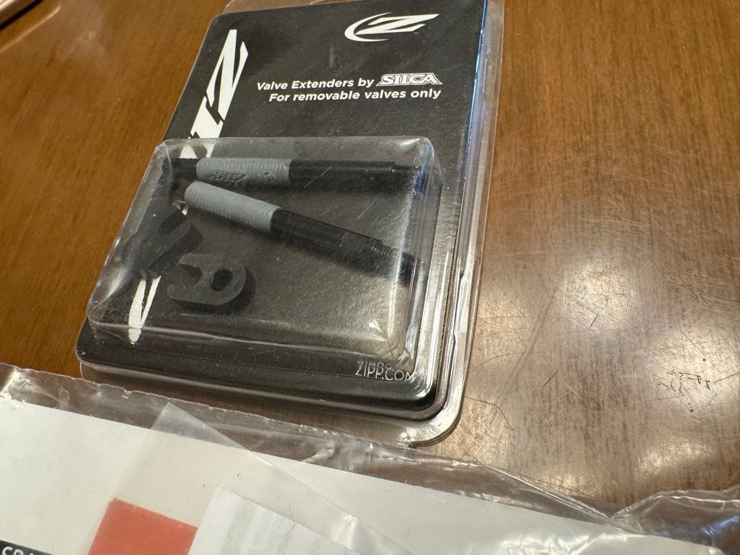 ZIPP 858 NSW DISC チューブレス