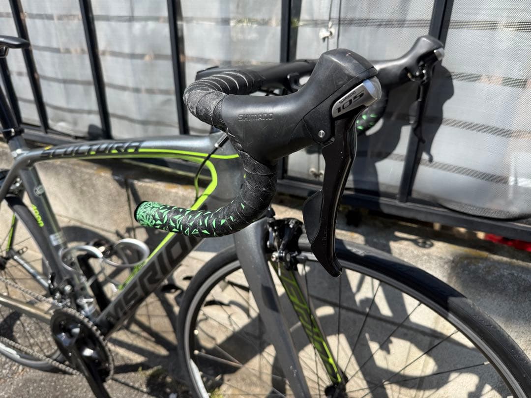 【美品　軽量カーボン】MERIDA SCULTURA 4000 ランプレカラー