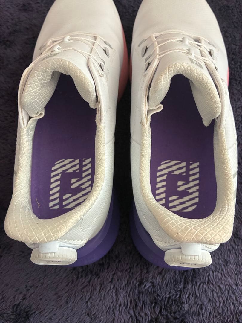 美品FootYoy ゴルフシューズ boa シロ 白25 NEW BALANCE